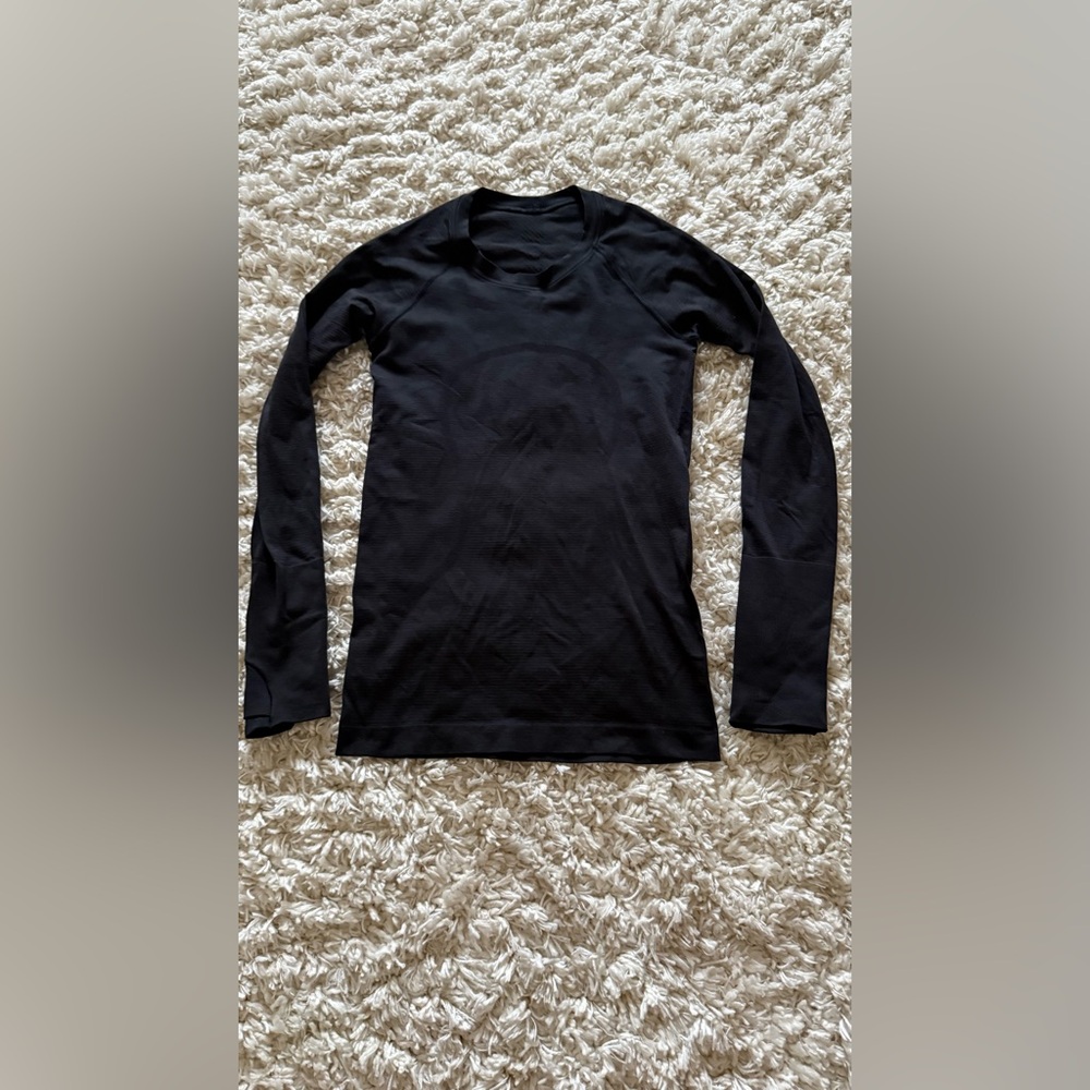 lululemon athletica Black Long Sleeve Women's Top